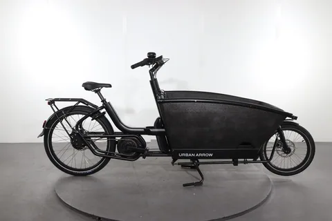 Urban Arrow Family